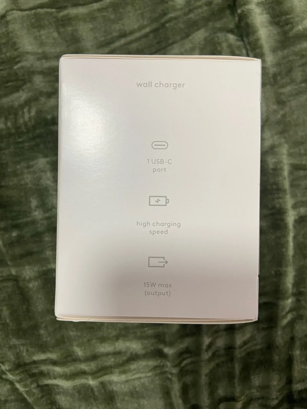 heyday White Charger Box with Yellow Logo